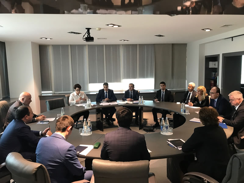 <p>Meeting with Central Bank Chairman Rustamov focused on opportunities for BSTDB to lend in the local currency </p>