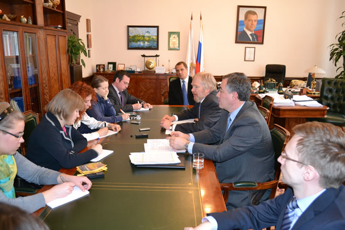 Press briefing of Mr. Kondakov, BSTDB President (second on the right) and Mr. Storchak, Deputy Minister of Finance (third on the right) at the Ministry of Finance of Russia.