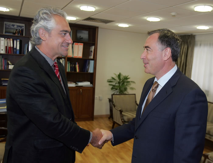 Spyros Kouvelis and Andrey Kondakov