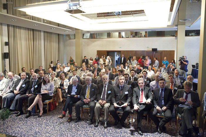 0052_audience.jpg