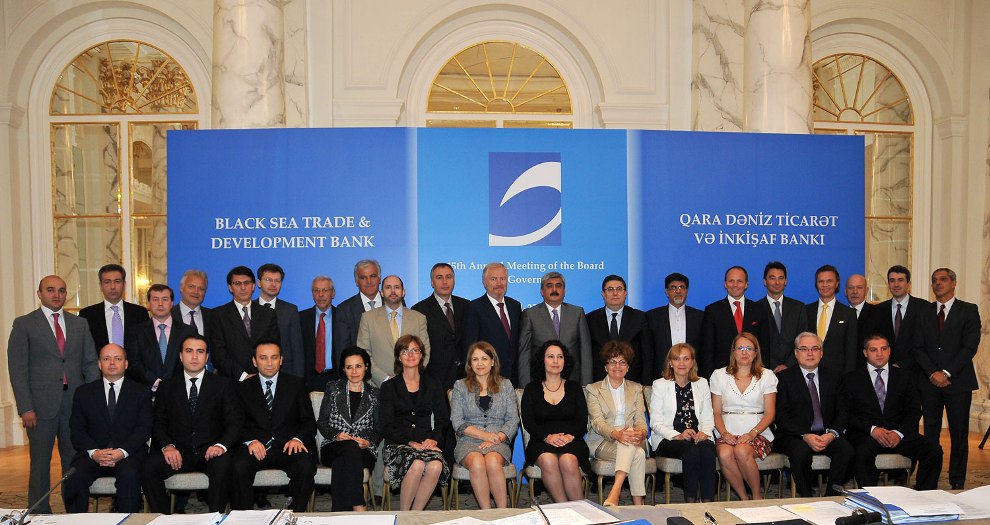azerb_famphoto.jpg